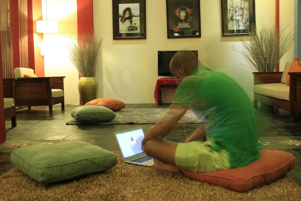 Banyan Leaf Hotel Siem Reap Bagian luar foto