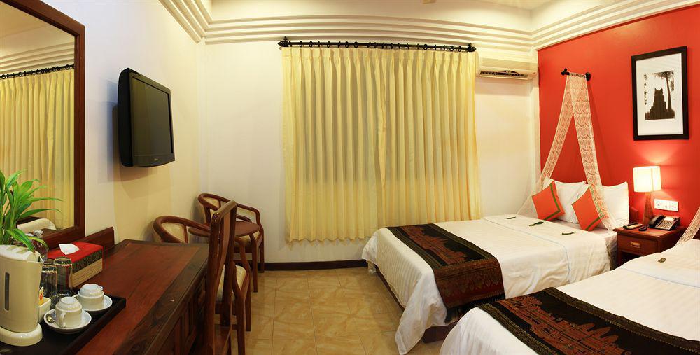 Banyan Leaf Hotel Siem Reap Bagian luar foto